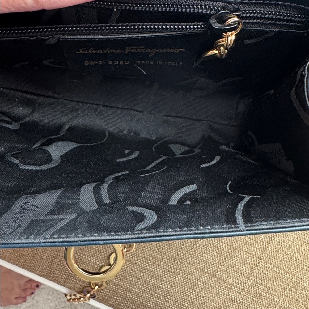 Salvatore Ferragamo Navy Blue Bag 💙 - Picture 6 of 8